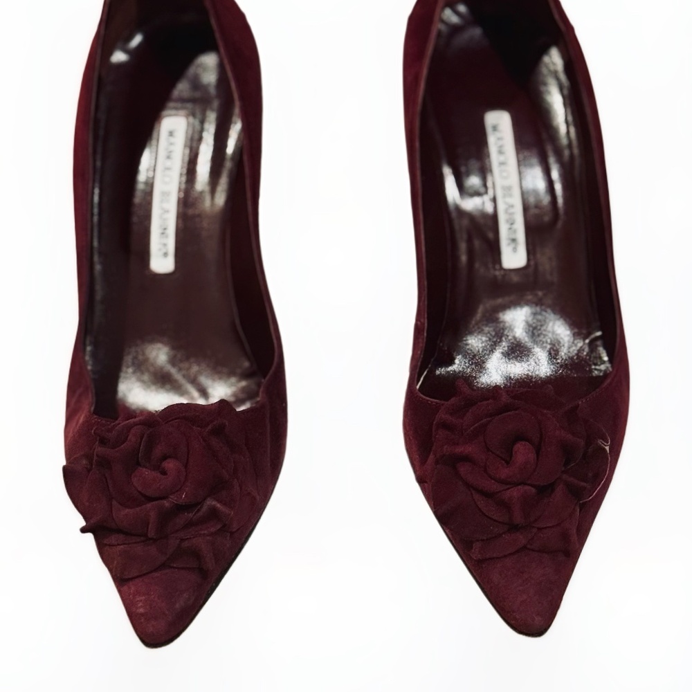 Manolo Blahnik Lisa Burgundy Suede Flower Pumps 40.5
